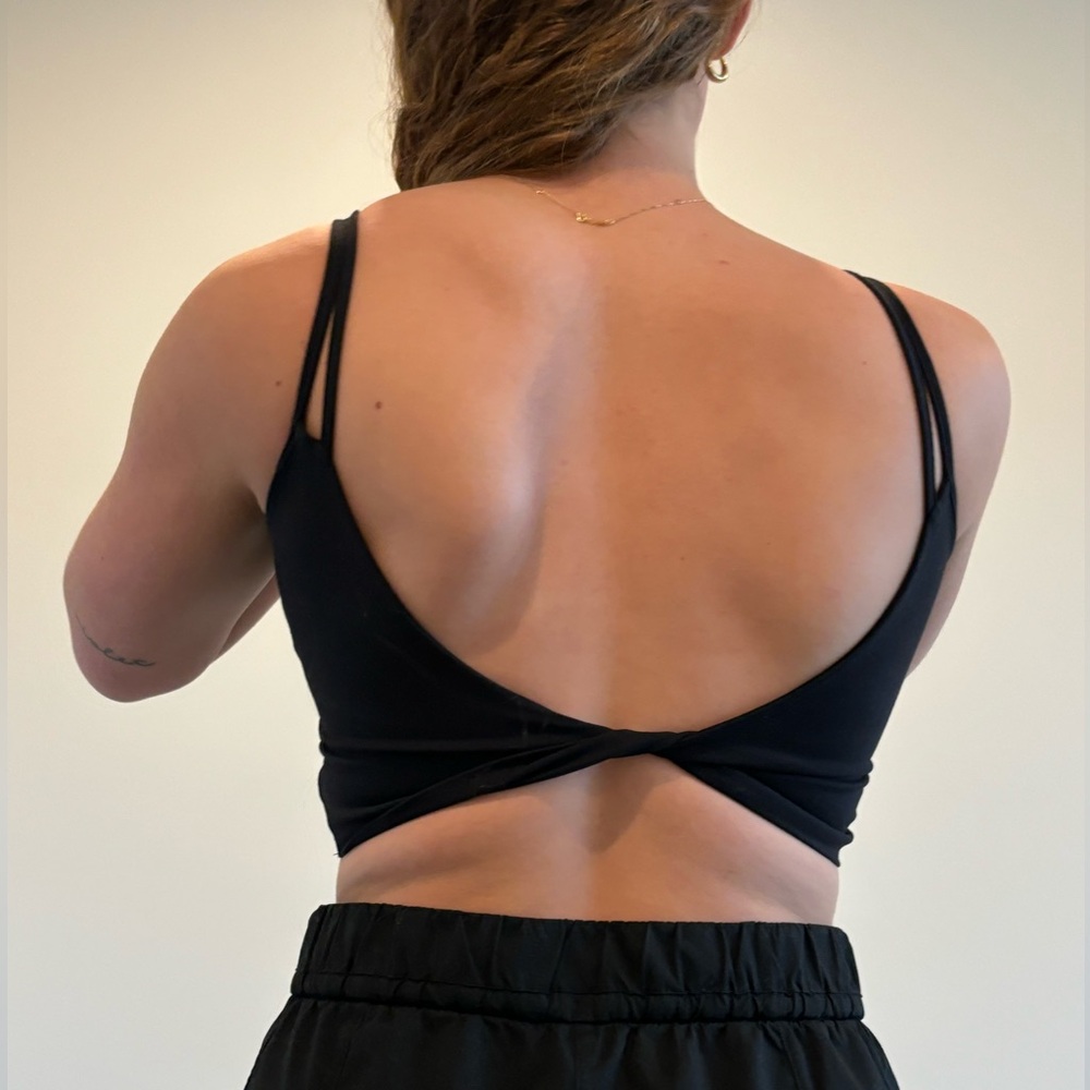 Halara backless tank top